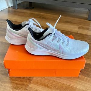 Nike Air Pegasus Zoom NWOT size 8.5